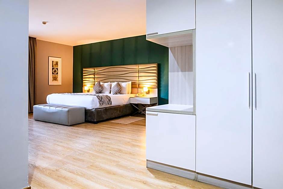 Foto 1 di 4 di Deluxe 1 Queen Bed Suite