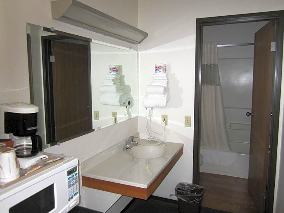 Super 8 by Wyndham Williams Lake BC