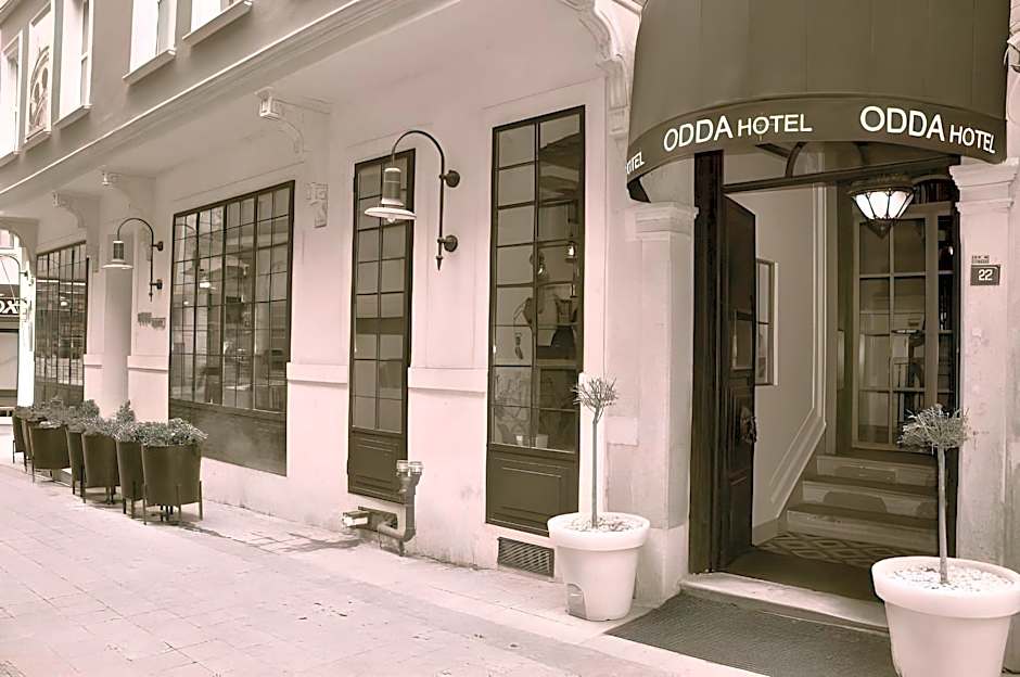 Petros Boutique Hotel