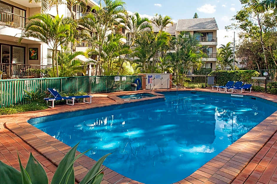 Broadwater Shores Waterfront Apartments