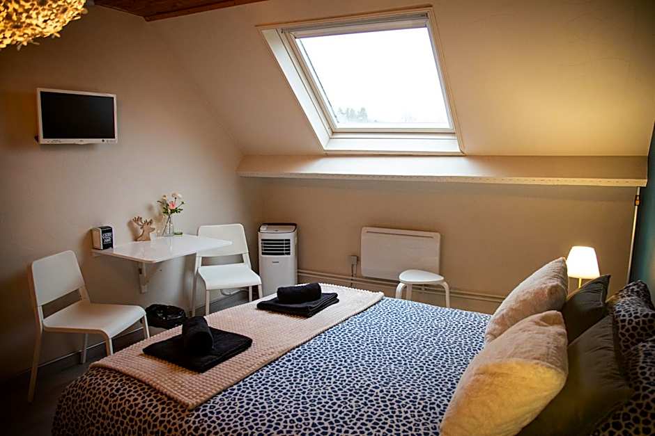 PAUSE NATURE SORBAIS Chambre avec salle de bain privative, entrée indépendante et arrivée autonome