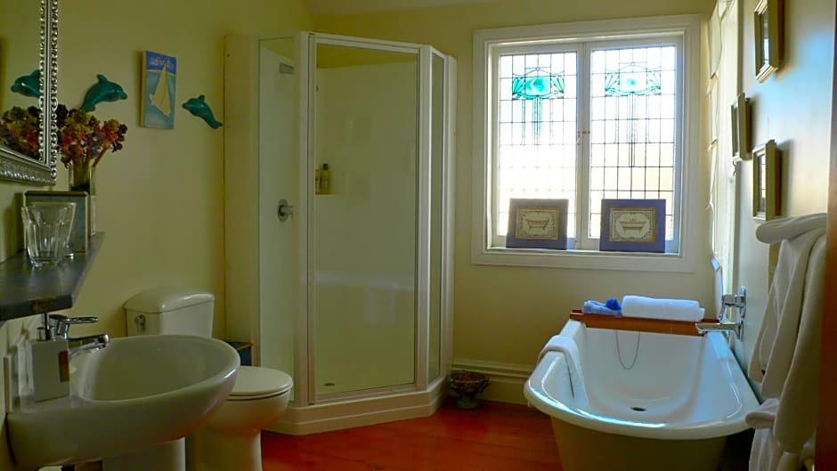 Peace and Plenty Inn