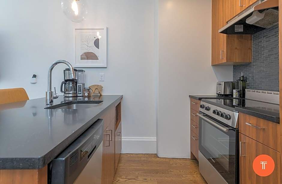 304 Newbury Street by Thatch