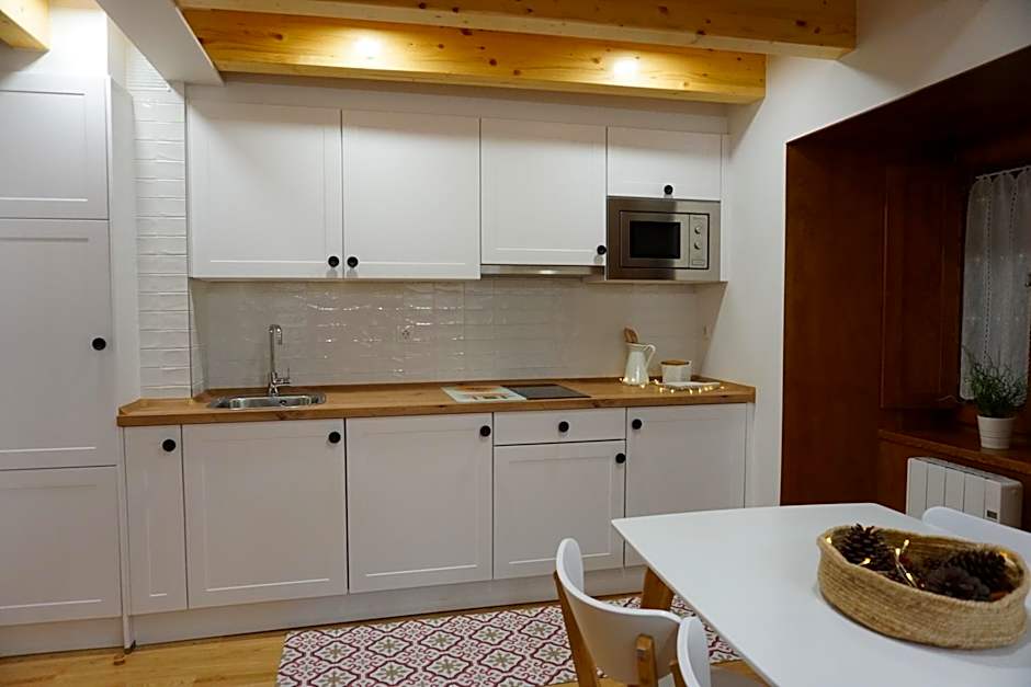 Apartamentos Turísticos El Peñón