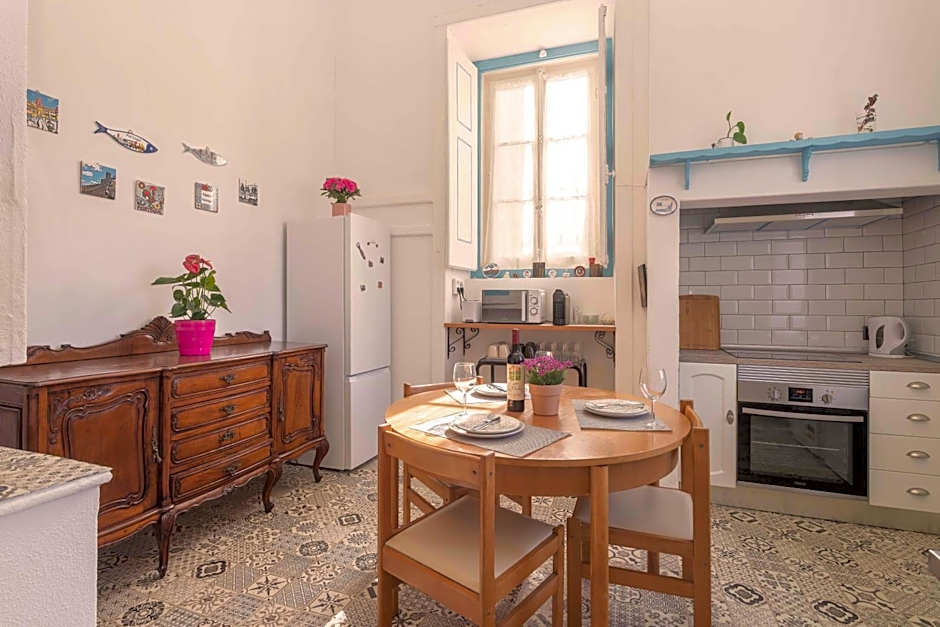 Happy Holiday Sintra