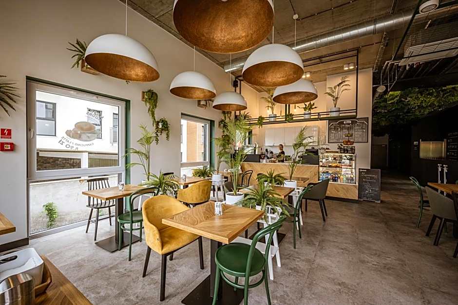 TOP Garden Aparthotel