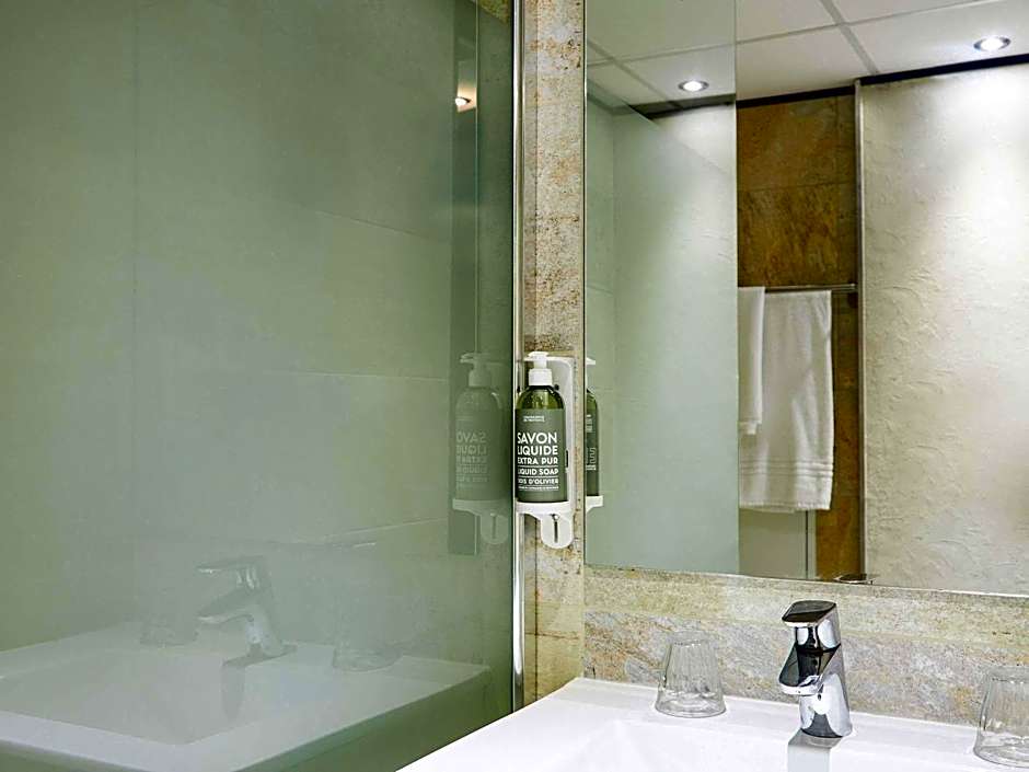 greet hotel Marseille Parc Chanot Velodrome