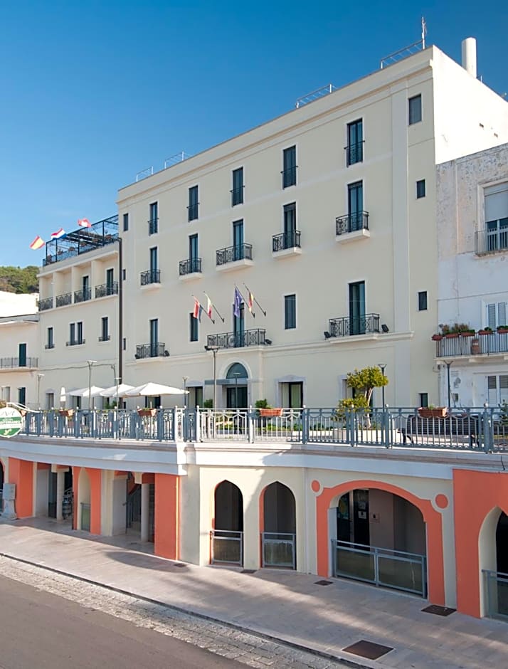Grand Hotel Mediterraneo