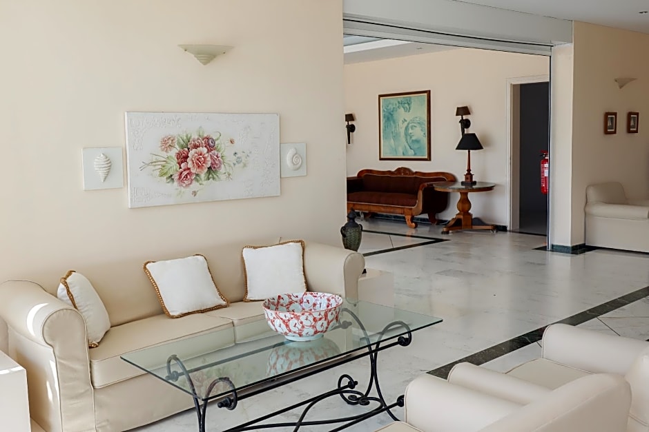 Kanapitsa Mare Hotel