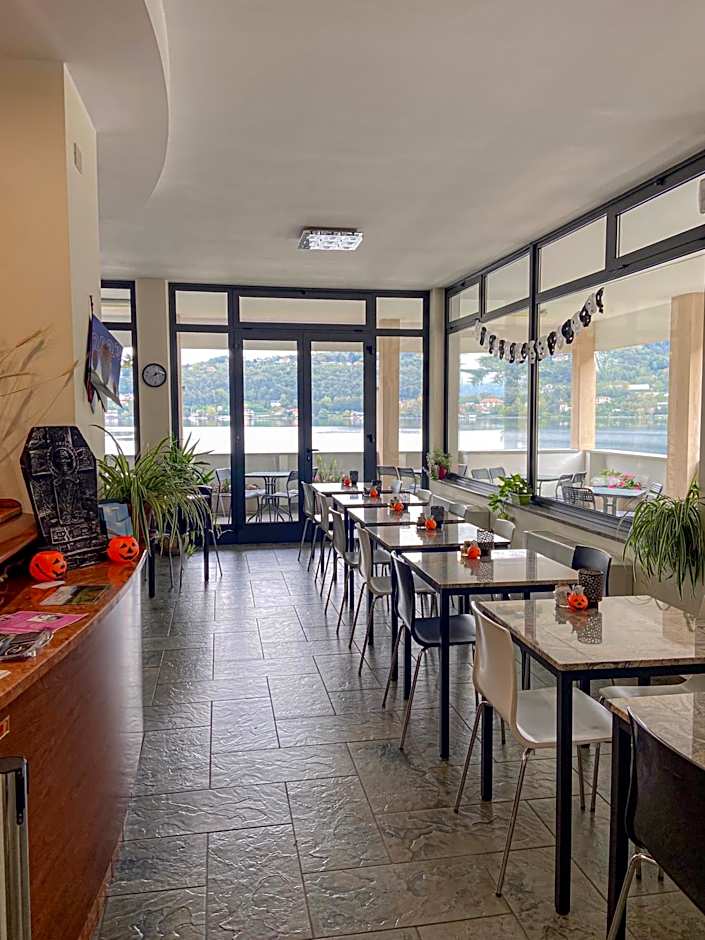 Hotel Chalet del Lago