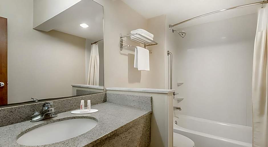 Baymont by Wyndham Greensburg