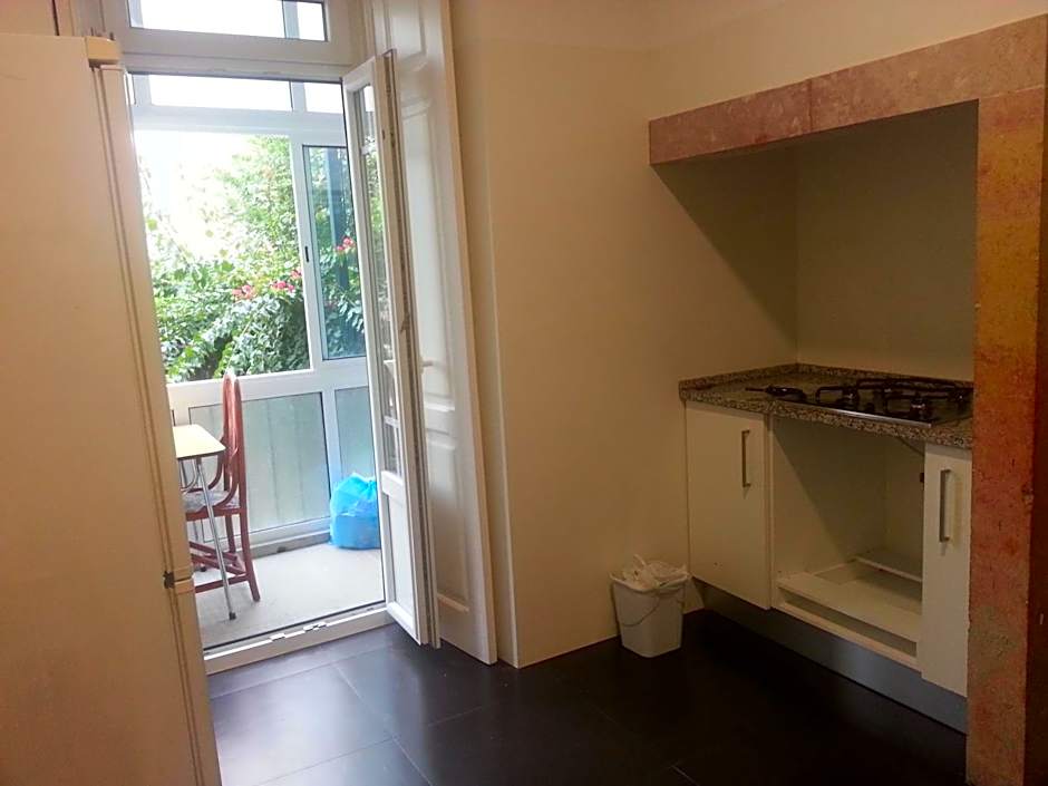 Lisbon Gambori Hostel