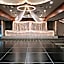 Holiday Inn & Suites St. Cloud By IHG