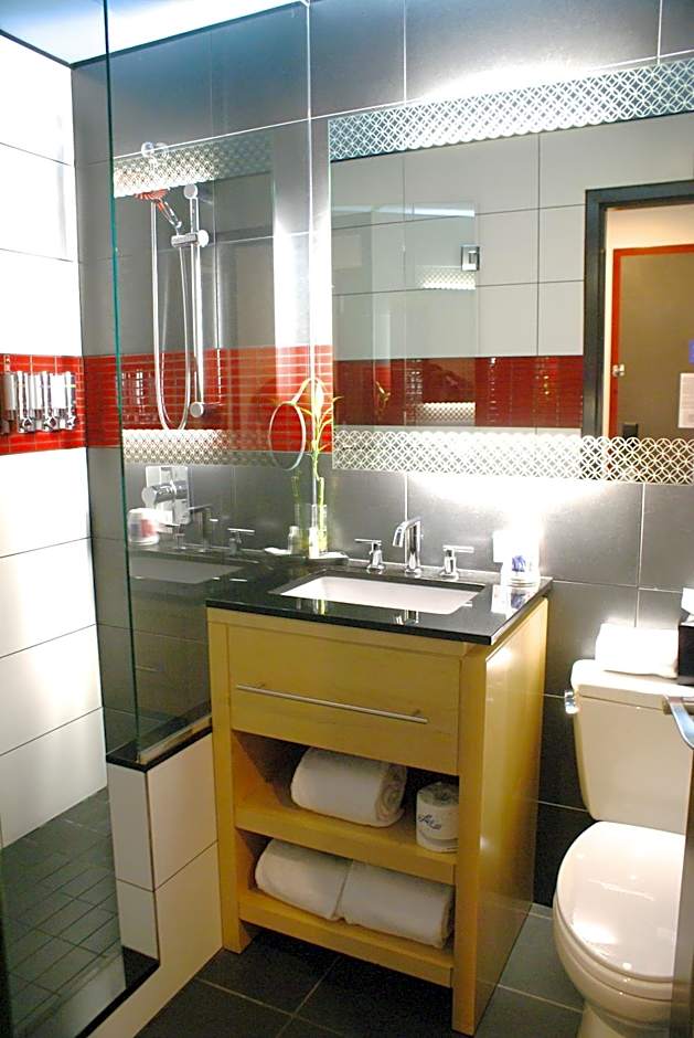 Tryp by Wyndham Times Square South