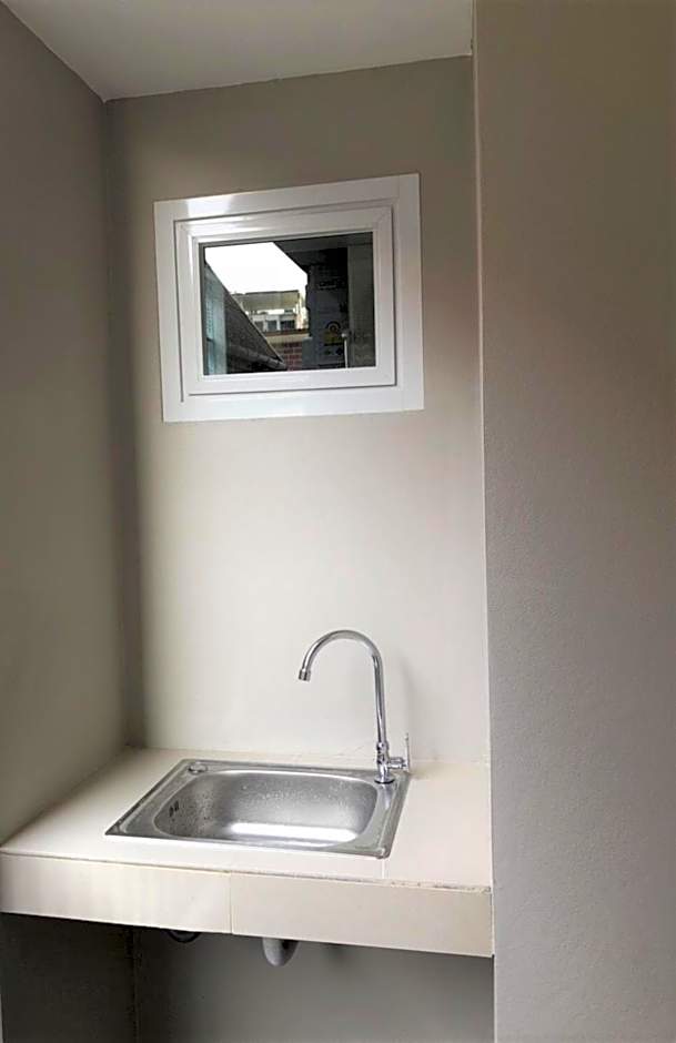 H12, The Stylish Apartment