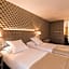 Unique Hôtel Résidence & Spa