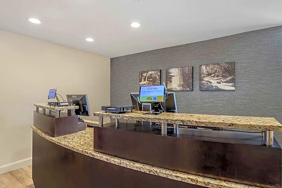 LeConte Hotel & Convention Center, Ascend Hotel Collection