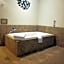 Grand View Inn & Suites