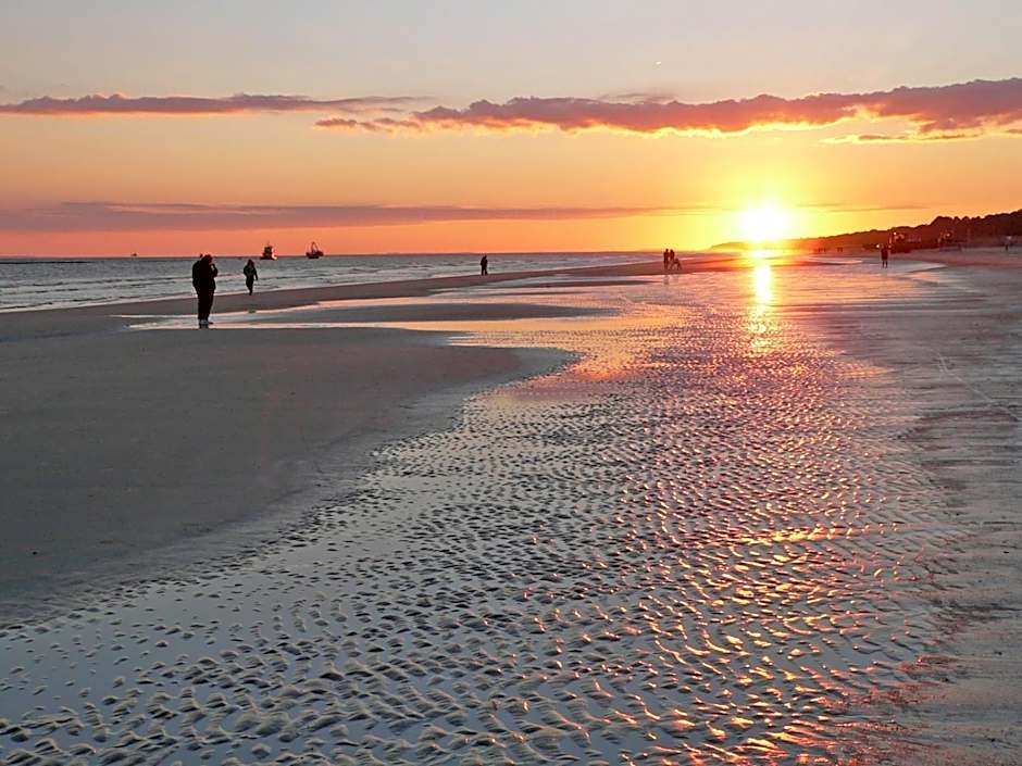 Seawatch at Island Club