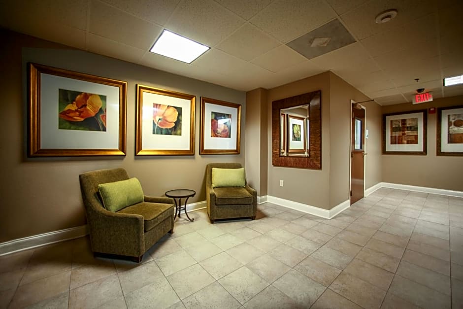 Holiday Inn Express Hotel & Suites - Atlanta/Emory University Area By IHG