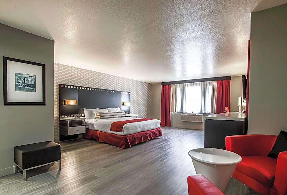 Tilt Hotel Universal/Hollywood, Ascend Hotel Collection