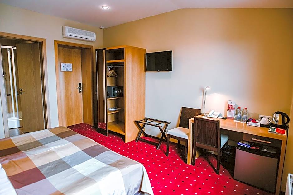 Hanza Hotel & Wellness