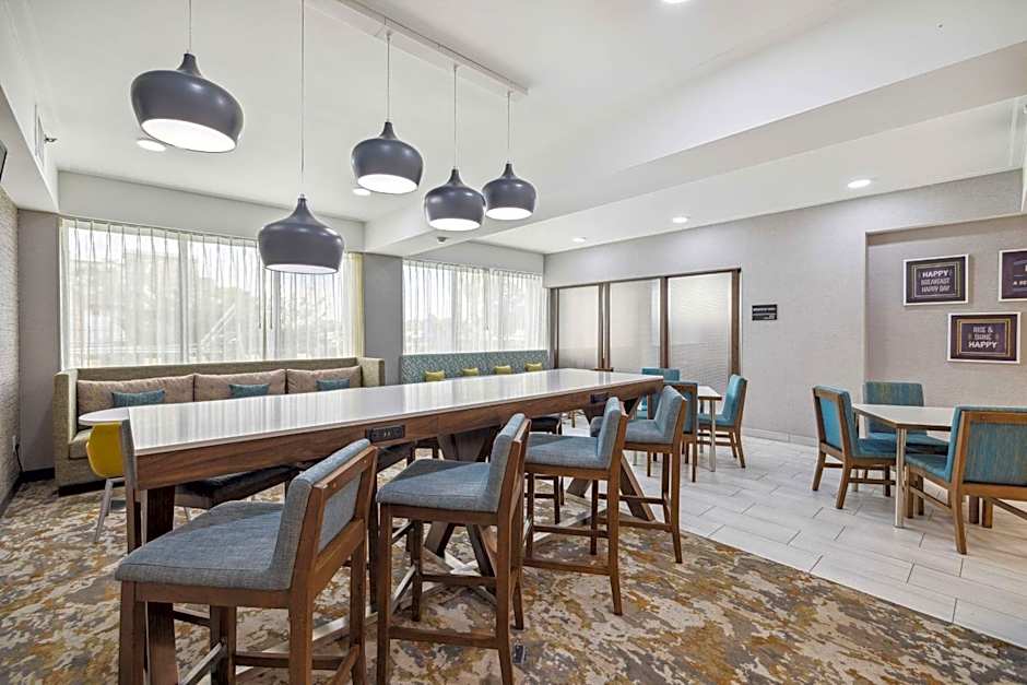 Hampton Inn By Hilton Houston-Brookhollow