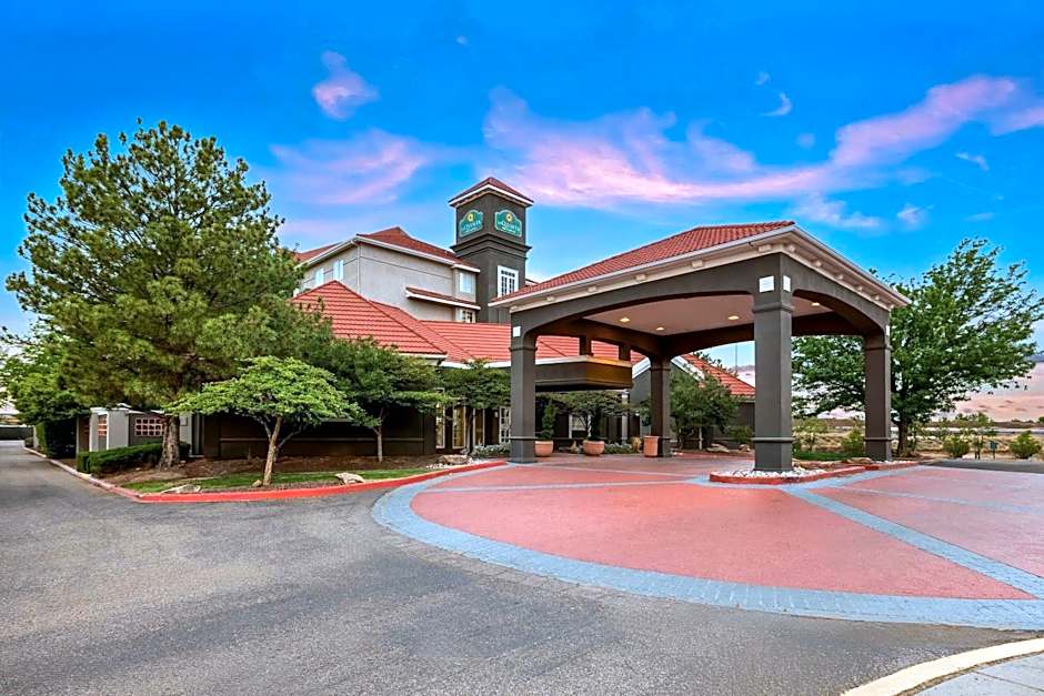 La Quinta Inn & Suites by Wyndham Albuquerque West