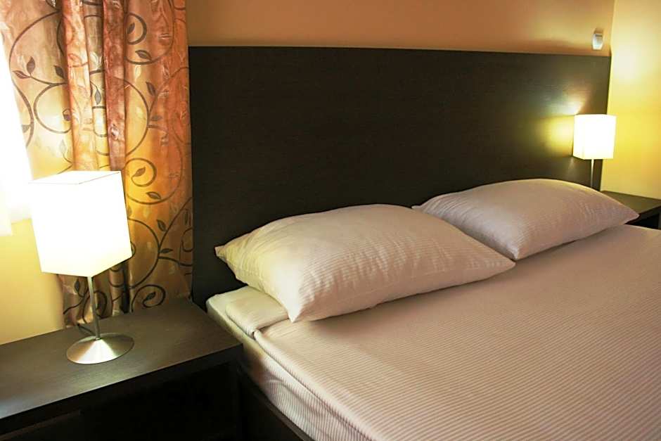 Hotel Divan