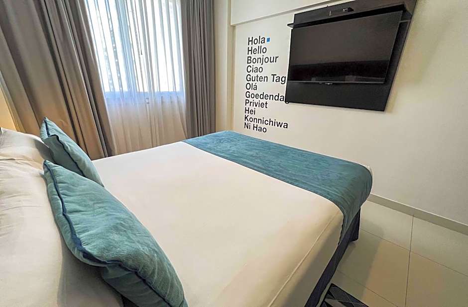 Cyan Recoleta Hotel