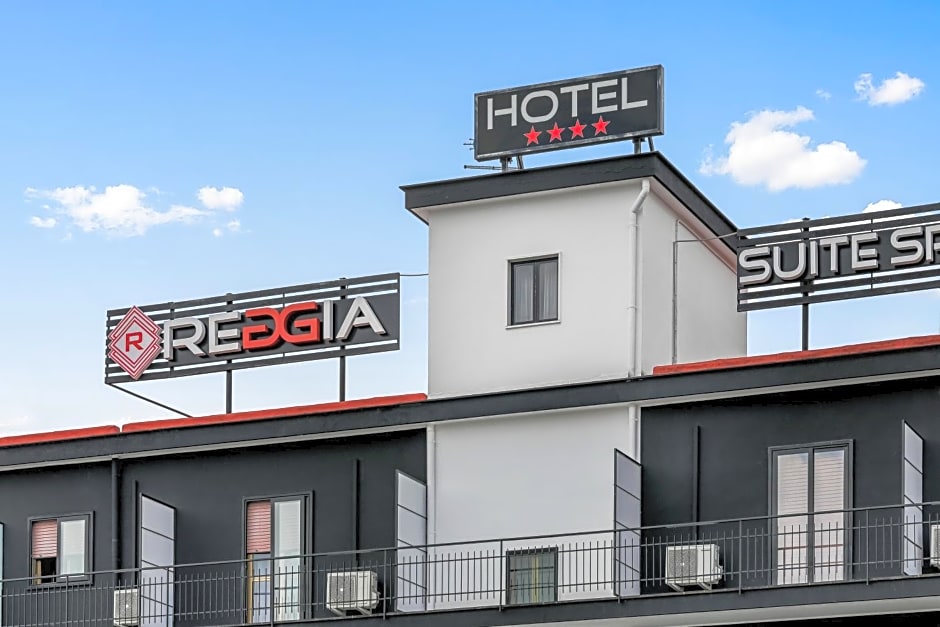 REGGIA SUITE SPA HOTEL