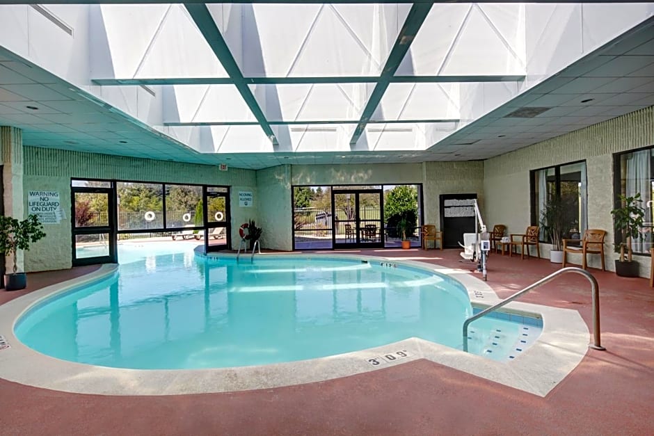 Holiday Inn Staunton Conference Center By IHG