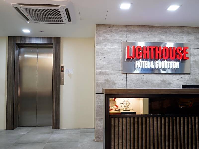 Lighthouse Hotel & Shortstay