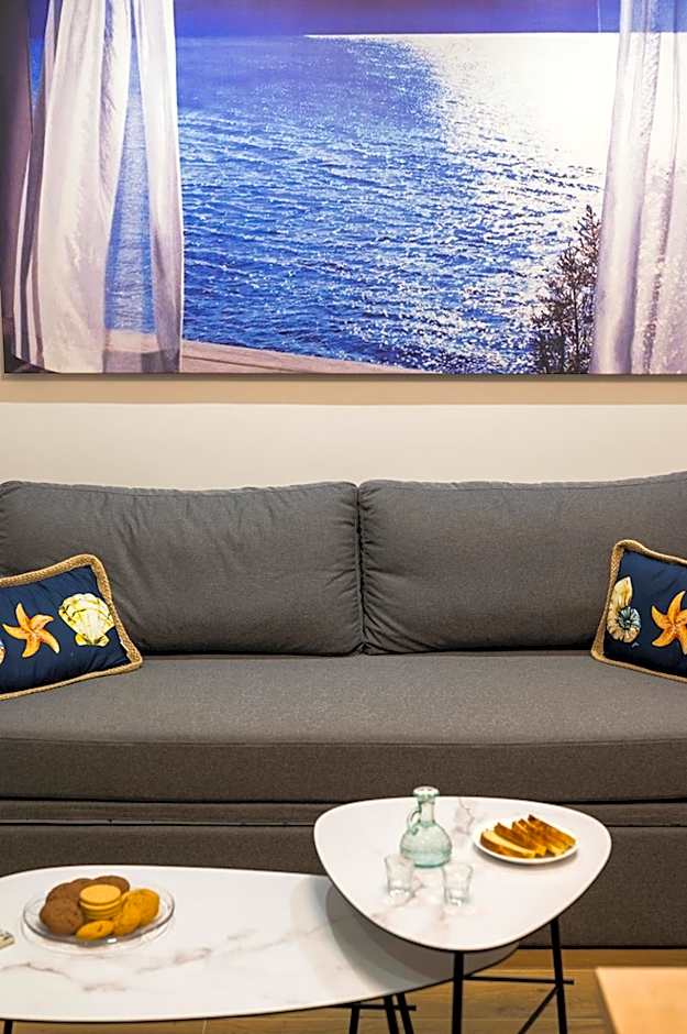 Aequor Luxury Rooms & Apartments