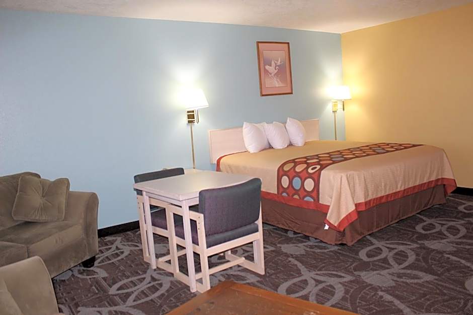 Super 8 by Wyndham Nephi