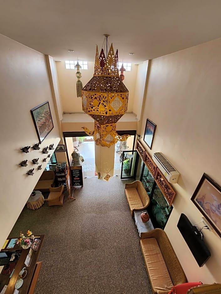 Rayong Lanna Hotel