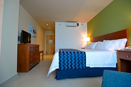 Standard King Room with Extra Space