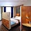 Tulyp, Tapestry Collection by Hilton