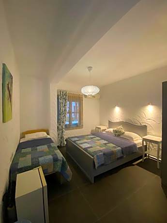 Triple Room with Garden View