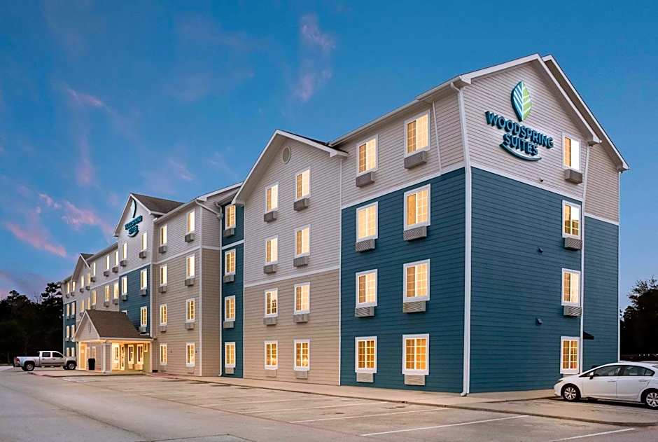 WoodSpring Suites Conroe