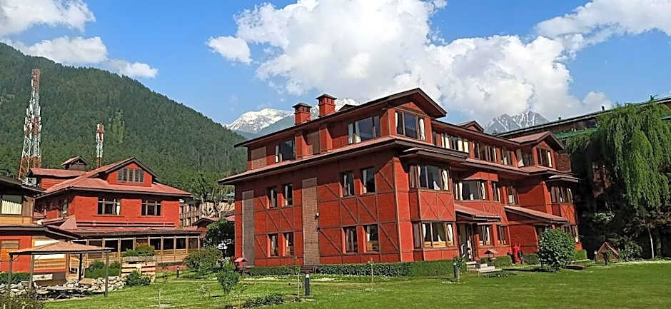 Pahalgam hotel