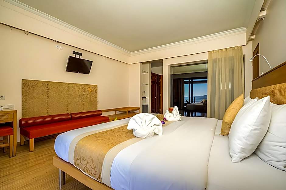 Lakeview Hotel and Restaurant