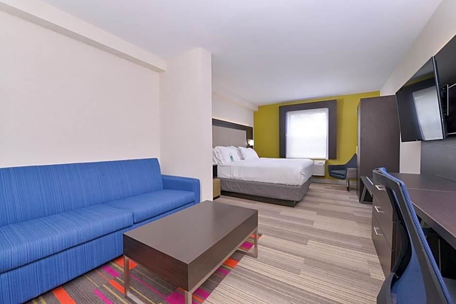 Holiday Inn Express Mystic By IHG