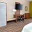 Holiday Inn Express Hotel & Suites Bonita Springs By IHG