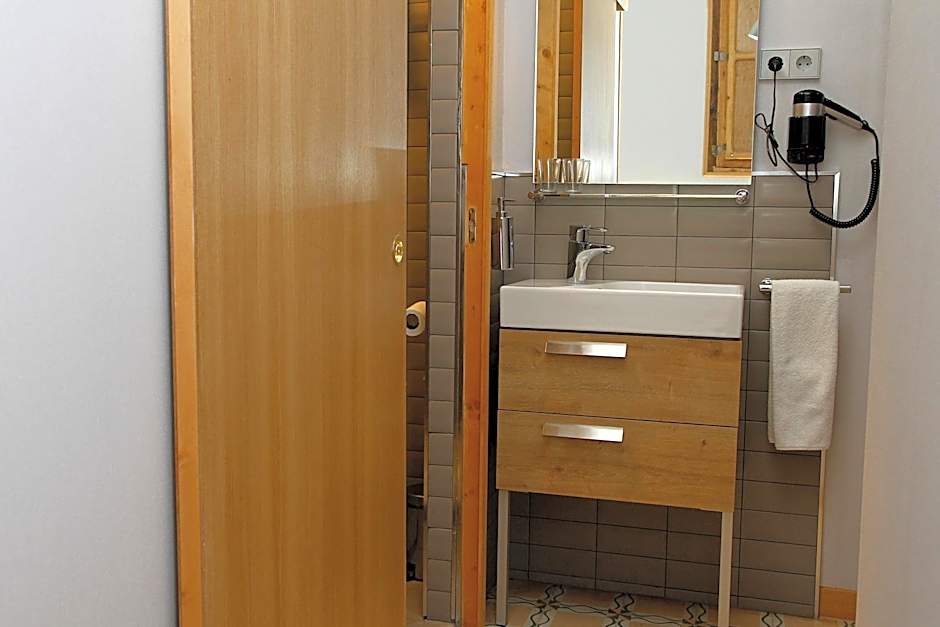 BCN Home Guest House