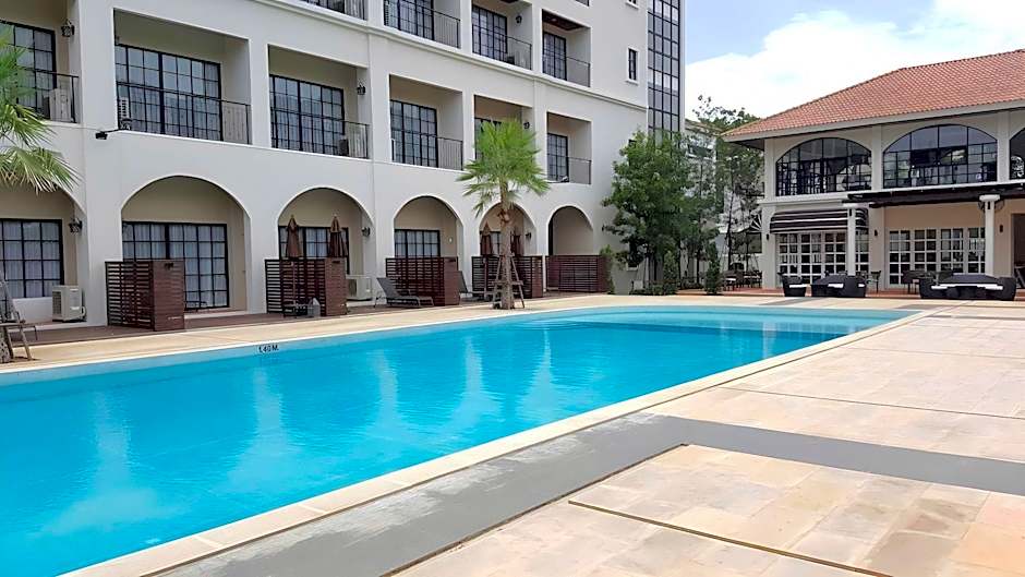 Le Monte Khao Yai Hotel