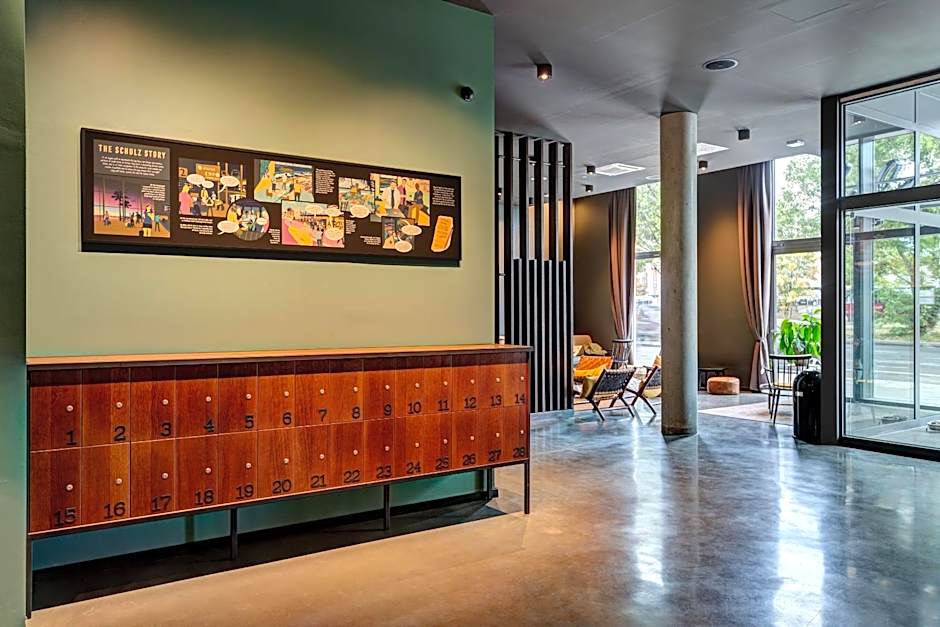 Schulz Hotel Berlin Wall at the East Side Gallery