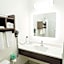MainStay Suites Knoxville Airport