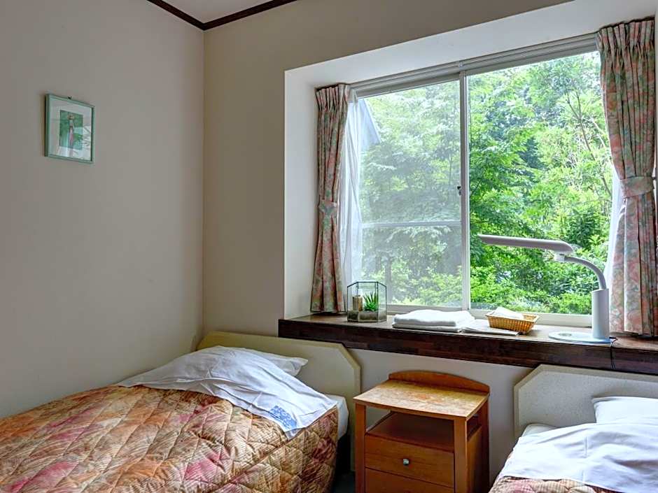 Photo 1 of 1 of Singe Room