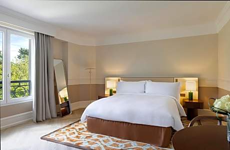 Classic Queen Room - Accessible